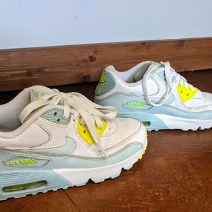 Air Max 90 Nike size 4Y or 5.5 women's